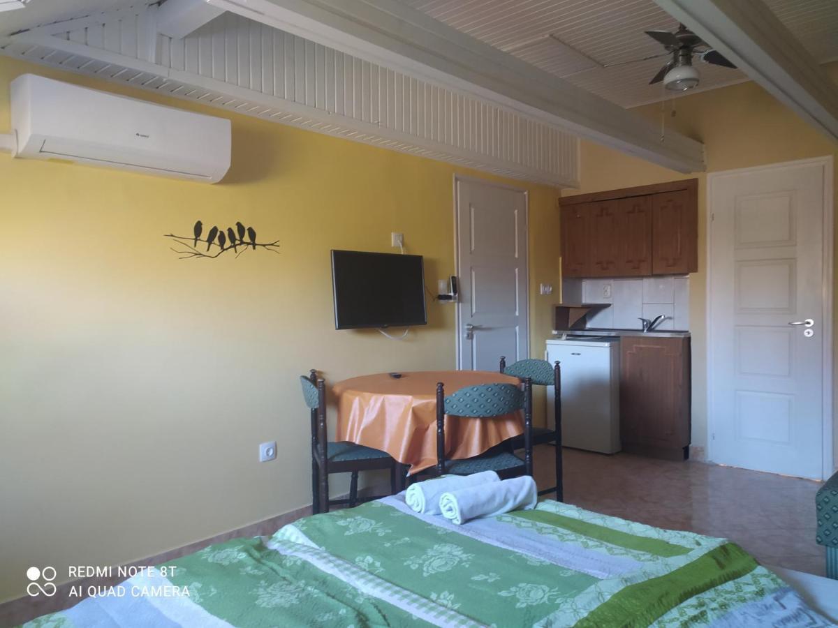 Apartmanhaz Gabriella Harkány Dış mekan fotoğraf