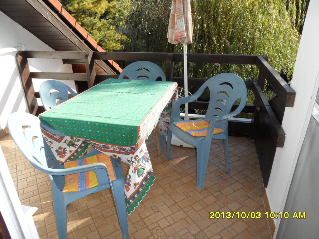 Apartmanhaz Gabriella Harkány Oda fotoğraf
